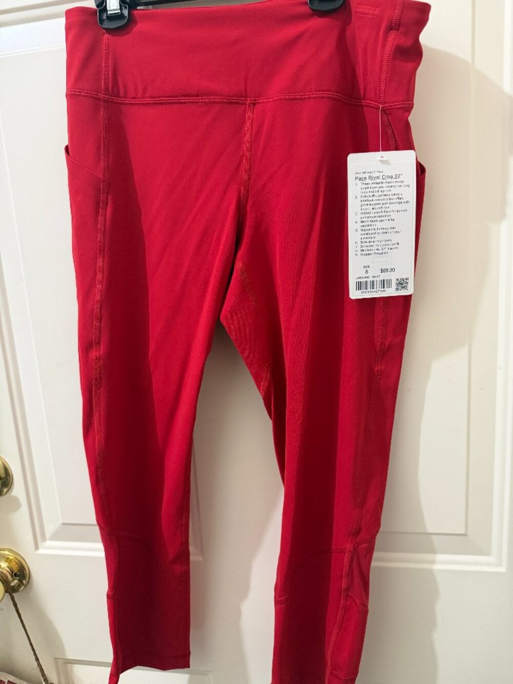 NWT Lululemon Pace Rival Crop 22" leggeings Red Size 8